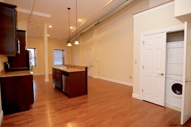 23 N Pearl St unit 4A, Albany, NY 12207 - photo 5