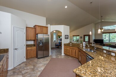 019_Kitchen