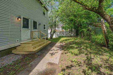 208 Calef Rd, Manchester, NH 03103 - photo 4