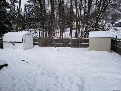 21 Weathercrest Dr, Schenectady, NY 12302 - photo 2