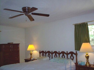 101 Lakeview Ln unit JO-9, Ironton, OH 45638 - photo 7