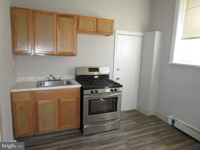 5358 Woodland Ave unit 1ST FL REAR, Philadelphia, PA 19143 - photo 4