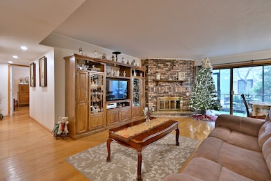 9176 South Rd unit 1B, Palos Hills, IL 60465 - photo 4