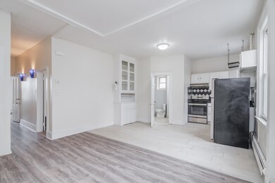 37 Pamrapo Ave unit 2, Jersey City, NJ 07305 - photo 3