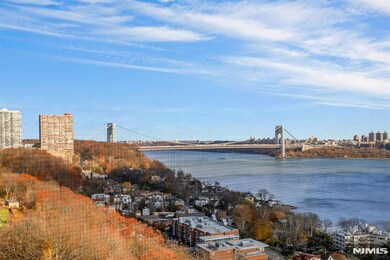 Horizon House unit 907, Fort Lee, NJ 07024 - photo 3