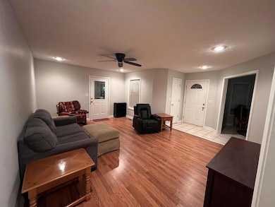 671 Jenny St, Selmer, TN 38375 - photo 6