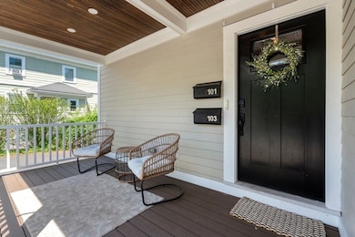 101 Warwick Rd unit 103, West Newton, MA 02465 - photo 4