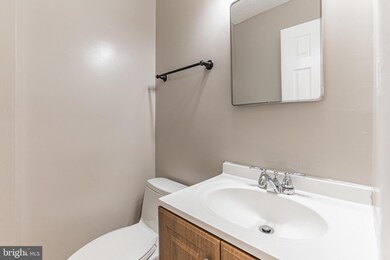 78 Daimler Dr, Capitol Heights, MD 20743 - photo 6