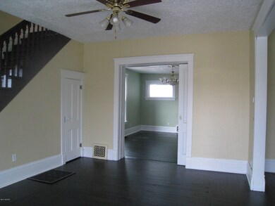 1109 Broadway St, Niles, MI 49120 - photo 6