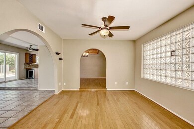 11840 N 30th St Phoenix, AZ 85028 (2)