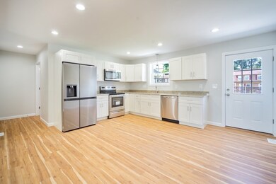 20 Clarendon Ave, Chicopee, MA 01013 - photo 7