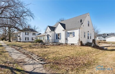 261 Rice St, Elmore, OH 43416 - photo 4