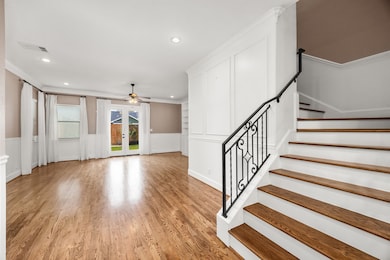 5907 Kiam St unit B, Houston, TX 77007 - photo 4