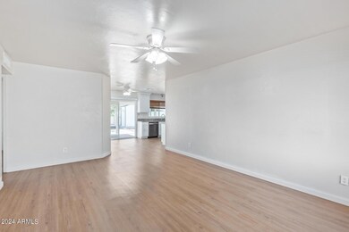 1525 W Comstock Dr, Chandler, AZ 85224 - photo 5