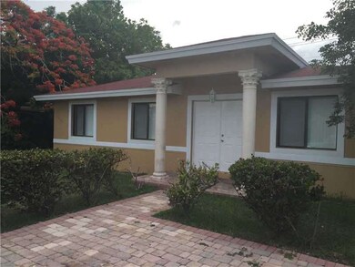 11001 SW 218 Te, Cutler Bay, FL 33170 - photo 2
