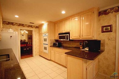 712 Kingswood Dr, Tyler, TX 75703 - photo 7