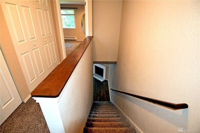 7740 196th St SW unit 21, Edmonds, WA 98026 - photo 2