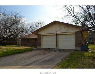 1400 Laura Ln unit CS, College Station, TX 77840 - photo 2
