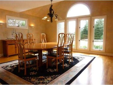 41 Young Rd, Weston, MA 02493 - photo 4