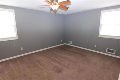 5228 Bond St, Shawnee, KS 66203 - photo 5