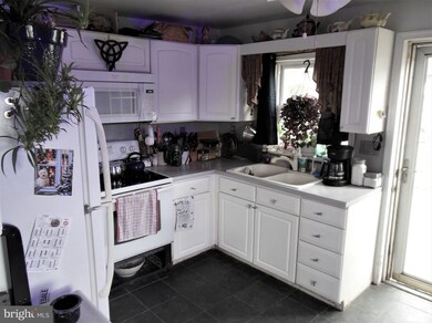 12 Compass Rd, Middle River, MD 21220 - photo 7