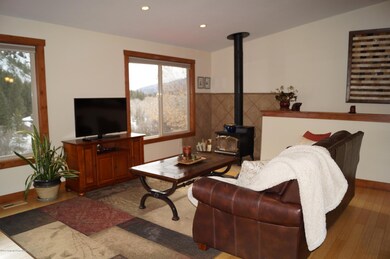 Living Room.JPG