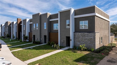 9062 Hayman Ln, Kissimmee, FL 34747 - photo 2