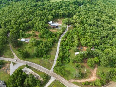 13085 Butler Rd, Prairie Grove, AR 72753 - photo 2