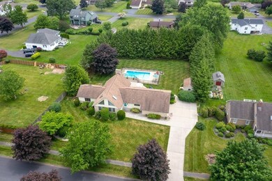 260 Jeffrey Ln, West Springfield, MA 01089 - photo 2