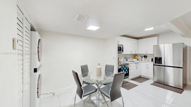 7180 NW 179th St unit 105, Hialeah, FL 33015 - photo 7