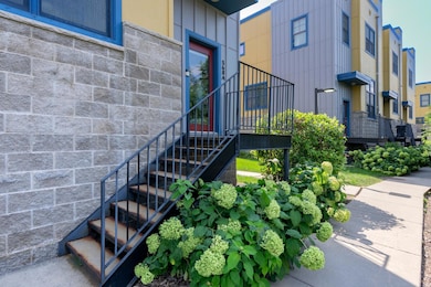 568 State St unit A, Saint Paul, MN 55107 - photo 2