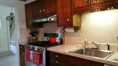 Kitchen Opens to Formal Dining Room