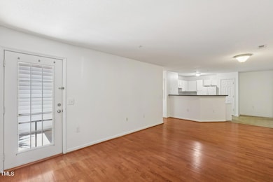 113 Sturbridge Dr unit 113, Clayton, NC 27520 - photo 4