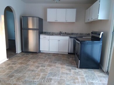 1311 Mark Twain Dr, Lansing, MI 48911 - photo 5