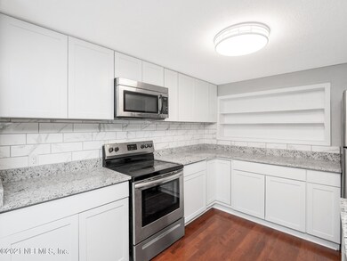 1113 Fountain Rd, Jacksonville, FL 32205 - photo 4