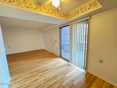 Dining Rm