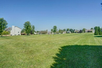 726 Leeward Ln, Oregon, WI 53575 - photo 3