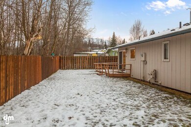 Back Yard_DMD_6700-SMALL