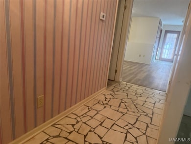 3036 Sutton Dr, Montgomery, AL 36111 - photo 6