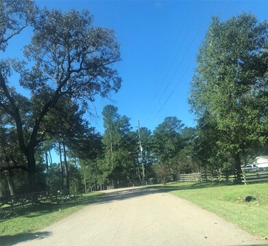 502 & 506 W Rollingwood, Pinehurst, TX 77362 - photo 2