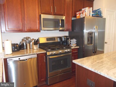 4532 Potomac Highlands Cir unit 89, Triangle, VA 22172 - photo 5