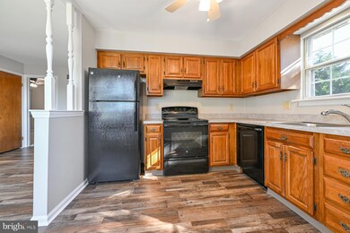 176 Popodickon Dr, Boyertown, PA 19512 - photo 7