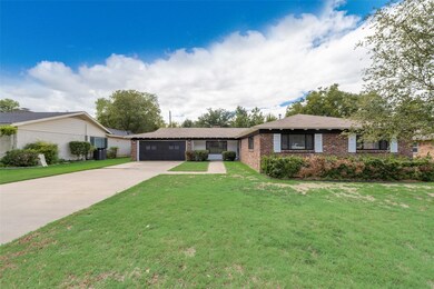 2325 Shady Grove Dr, Bedford, TX 76021 - photo 7