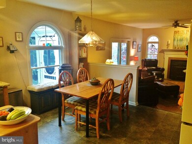 1109 Candlewycke Dr, Laurys Station, PA 18059 - photo 6