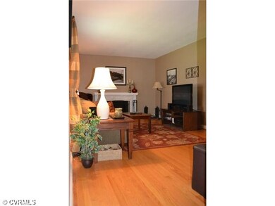 Den/Family/Great Room - Hardwood Floors, Wood Fireplace