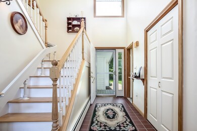 003-Foyer-4301910-large