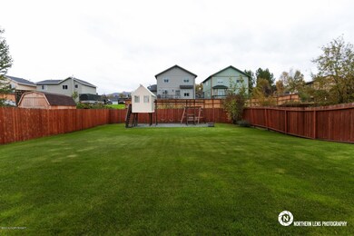 4_Exterior_Back_Yard