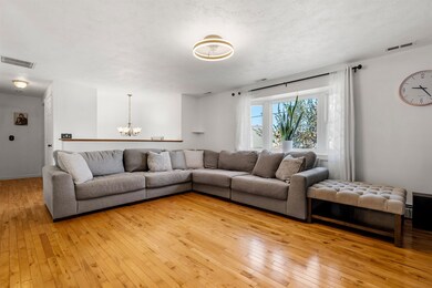 305 Trolley St, Manchester, NH 03103 - photo 2