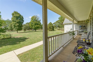 300 Musteen Rd, Springdale, AR 72762 - photo 3