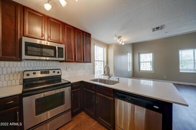 935 W Aspen Way-10